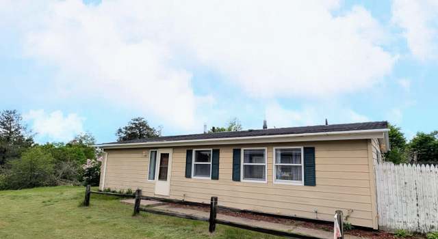 Photo of 104 Provider St, Gwinn, MI 49841