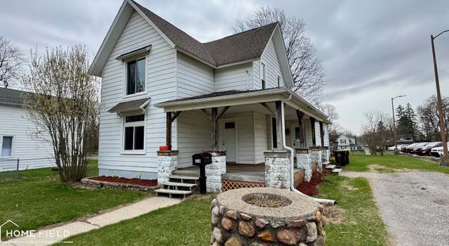 Photo of 216 N Chapman St, Chesaning, MI 48616