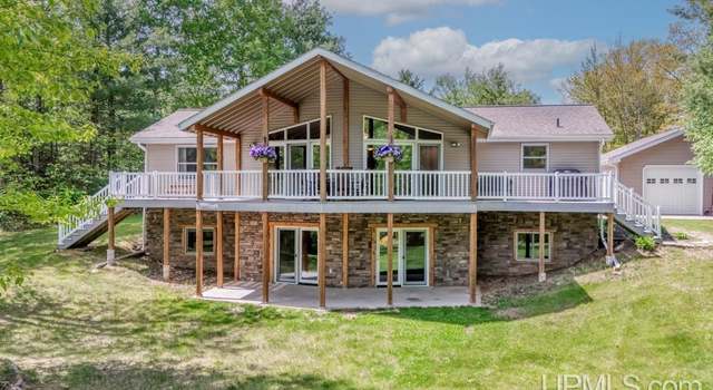 Photo of W3951 Lake Mary Dr S, Vulcan, MI 49892
