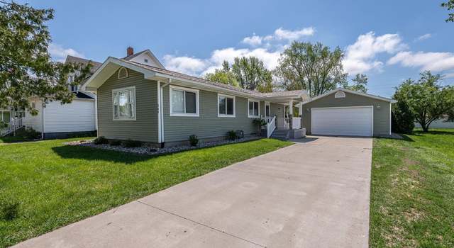 Photo of 266 E Center St, Petersburg, MI 49270