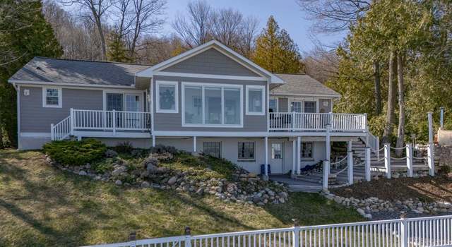 Photo of 705 S Nanagosa Trl Lot : 110, Suttons Bay, MI 49682