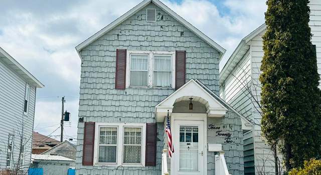 Photo of 322 S 7th St, Escanaba, MI 49829