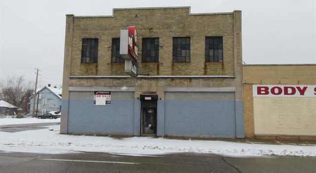 Photo of 14801 KERCHEVAL St, Detroit, MI 48215 2817