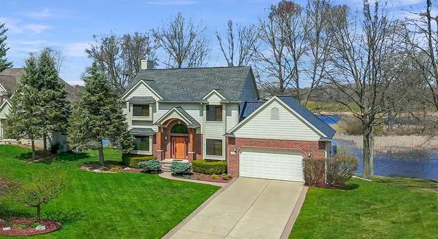 Photo of 358 Orchard Ridge Dr, Lake Orion, MI 48362 3918