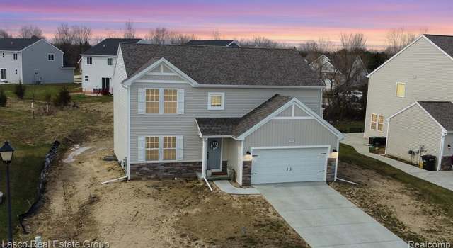 Photo of 3081 Stratford Ln, Flushing, MI 48433 3712