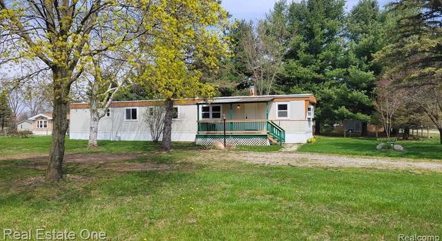 Photo of 5414 SOUTHAMPTON Dr, Lapeer, MI 48446 9713