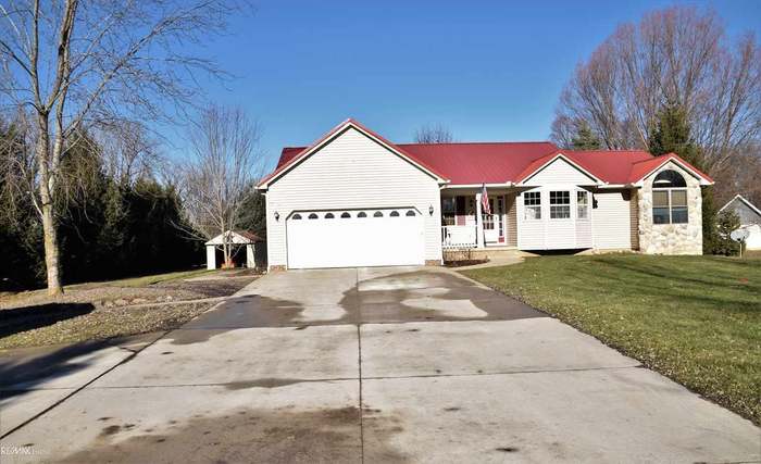 18275 Pratt Armada MI 48005 MLS 31368154 Redfin