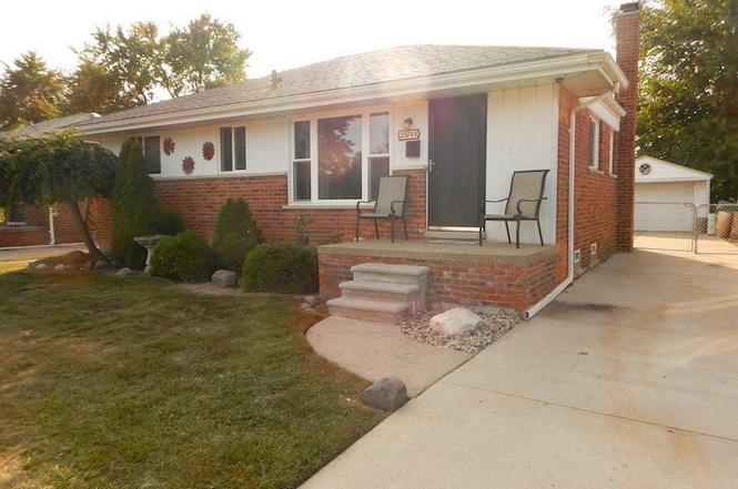 23745 Teppert Ave, Eastpointe, MI 48021 | MLS# 31332311 | Redfin