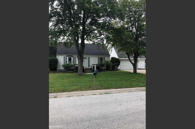 2830 20th Ave, Port Huron, MI 48060 | MLS# 50048490 | Redfin