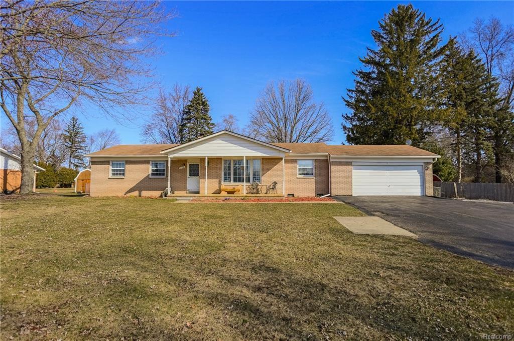 28256 W Ten Mile Rd, Farmington Hills, MI 48336 | MLS# 218027030 | Redfin