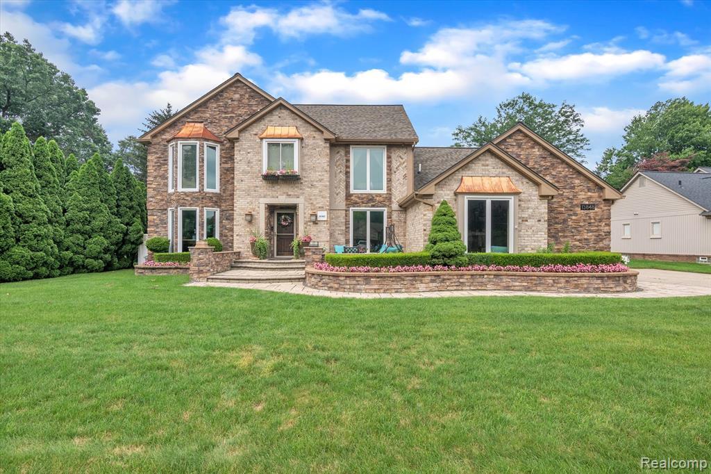 13848-woodsett-ct-shelby-twp-mi-48315-mls-2210056131-redfin
