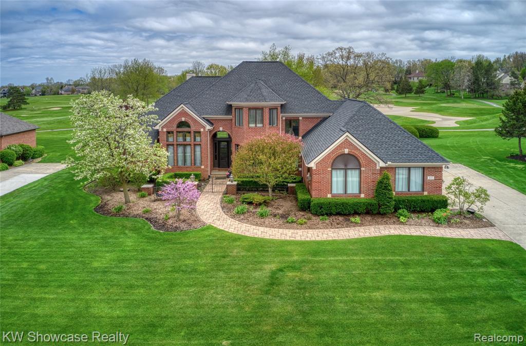 257 Inverness, Highland Twp, MI 48357 MLS 2200036133 Redfin