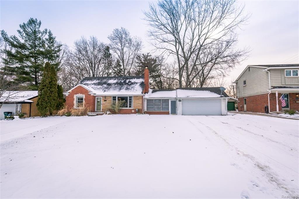 2308 Vinsetta Blvd, Royal Oak, MI 48073 | MLS# 218014179 | Redfin