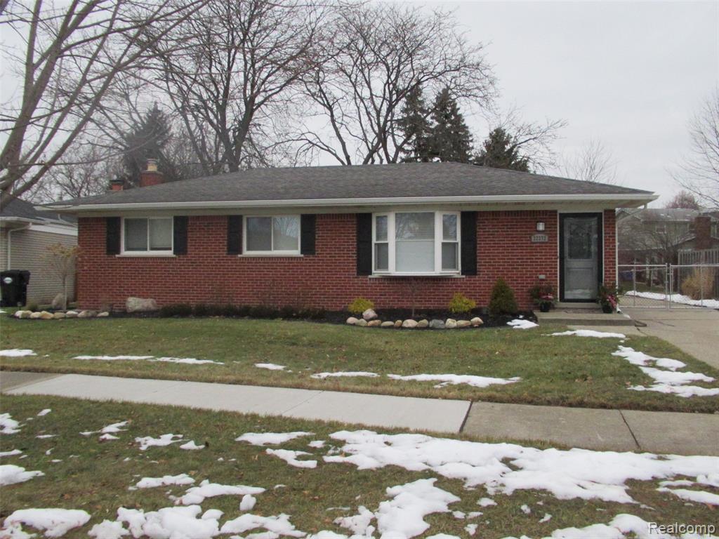 22372 Kingston Ct, Woodhaven, MI 48183 MLS 2200007227 Redfin