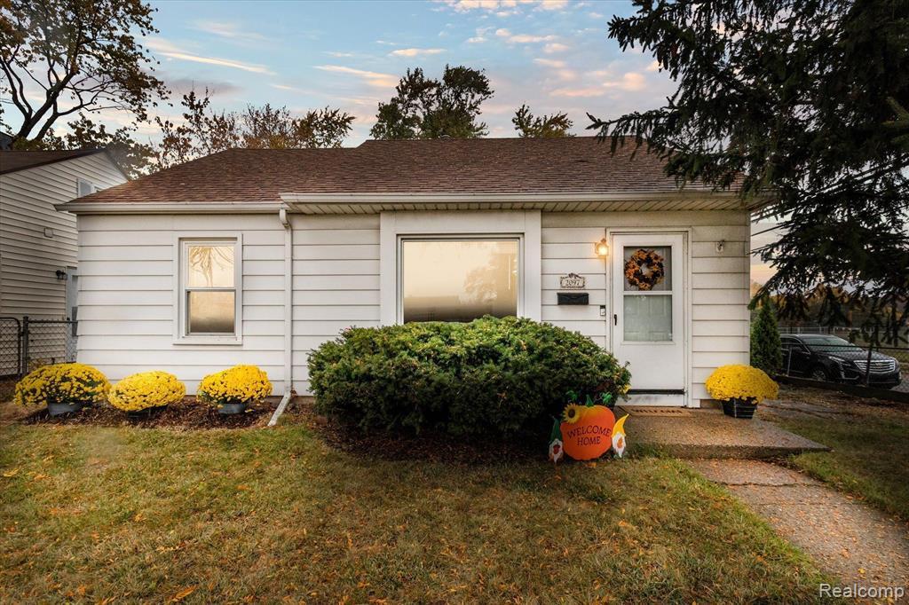 2097 Woodward Hts, Ferndale, MI 48220 MLS 20221057237 Redfin