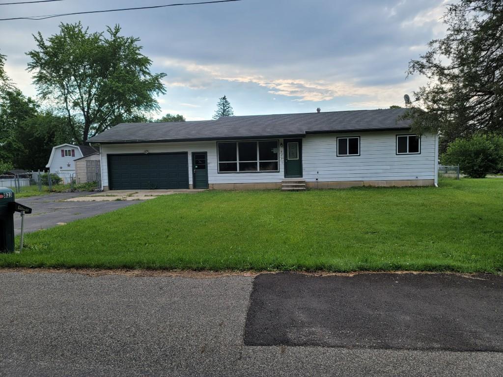 823 Tracy, Owosso, MI 48867 MLS 60050097298 Redfin