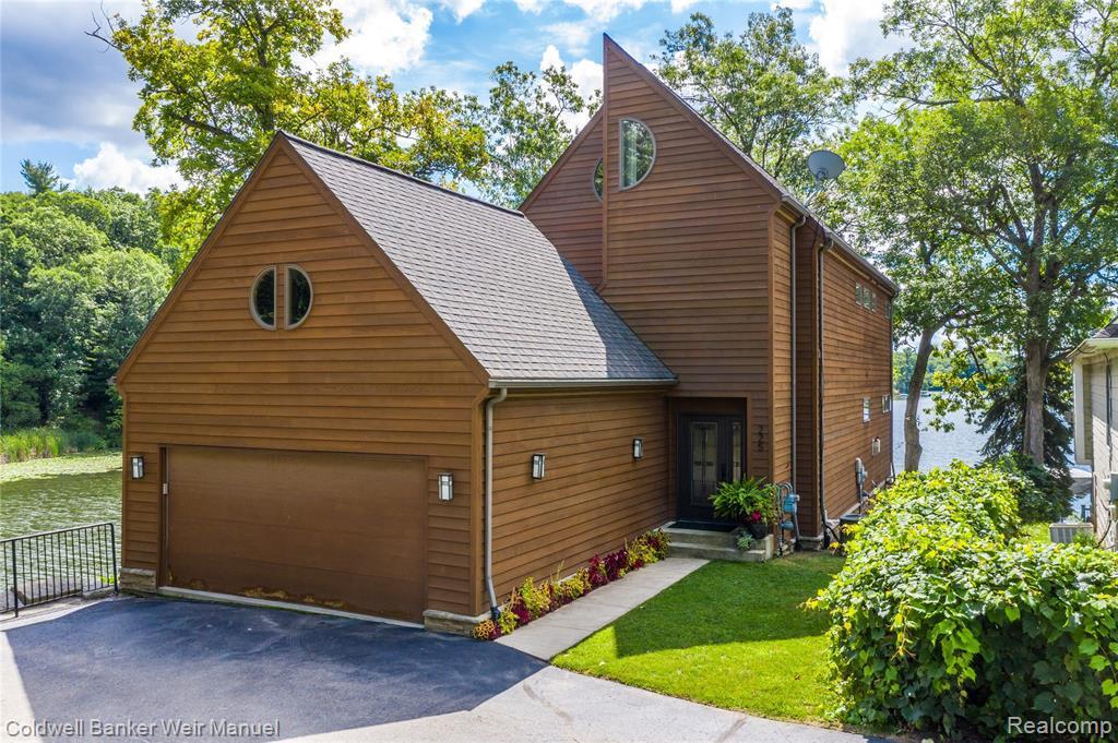 225 Kingston Rd, Addison Twp, MI 48367 MLS 2200072310 Redfin