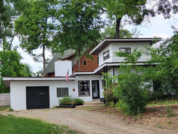 European Wax Center West Bloomfield Township Mi 7116 Locklin Ct, West Bloomfield Twp, MI 48324 | MLS# 20230054405 | Redfin
