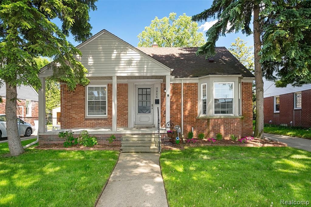 1800 Oakshire Ave, Berkley, MI 48072 | MLS# 219052449 | Redfin