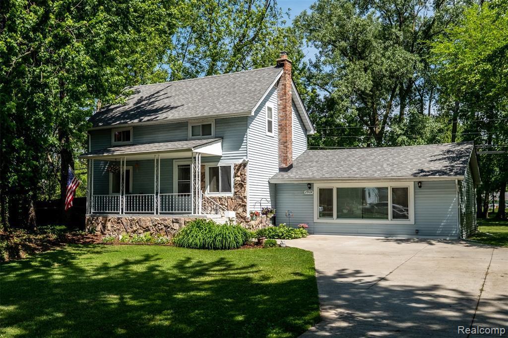 Homes For Sale On Marquette In Garden City Mi