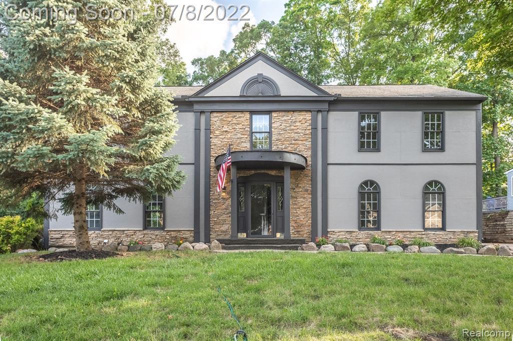 5469 S Piccadilly West Bloomfield Twp Mi 422 Mls Redfin
