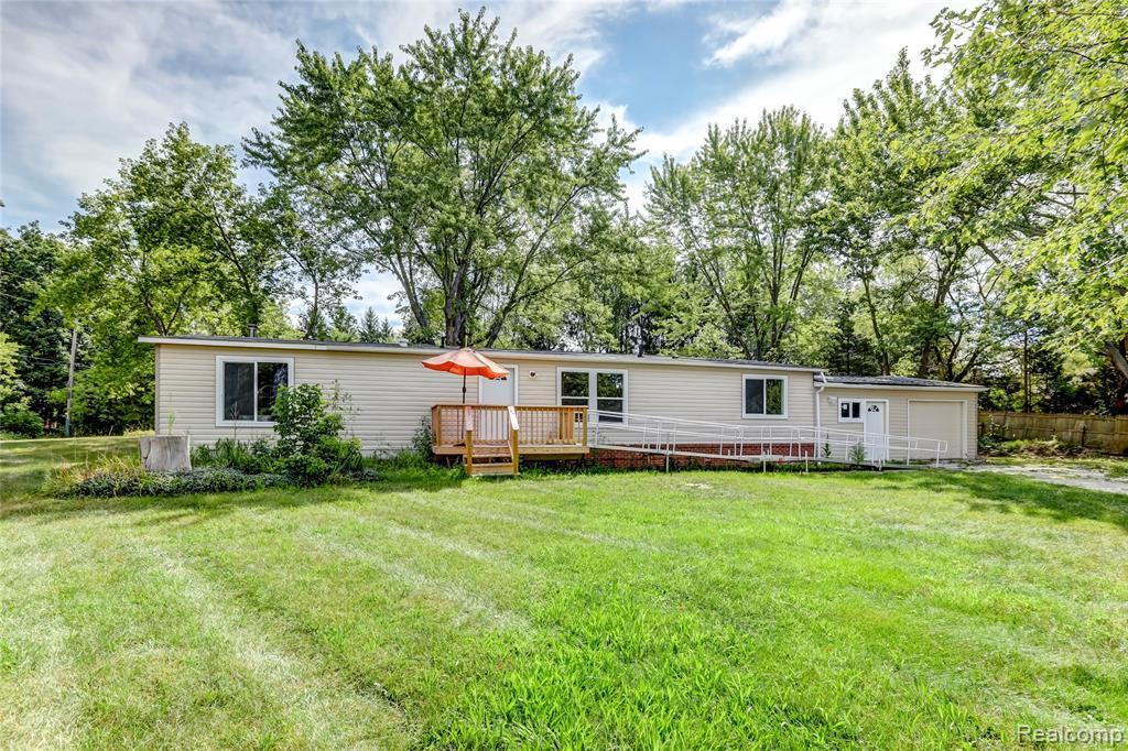 4800 Ormond Rd, White Lake Twp, MI 48383 MLS 2200063497 Redfin
