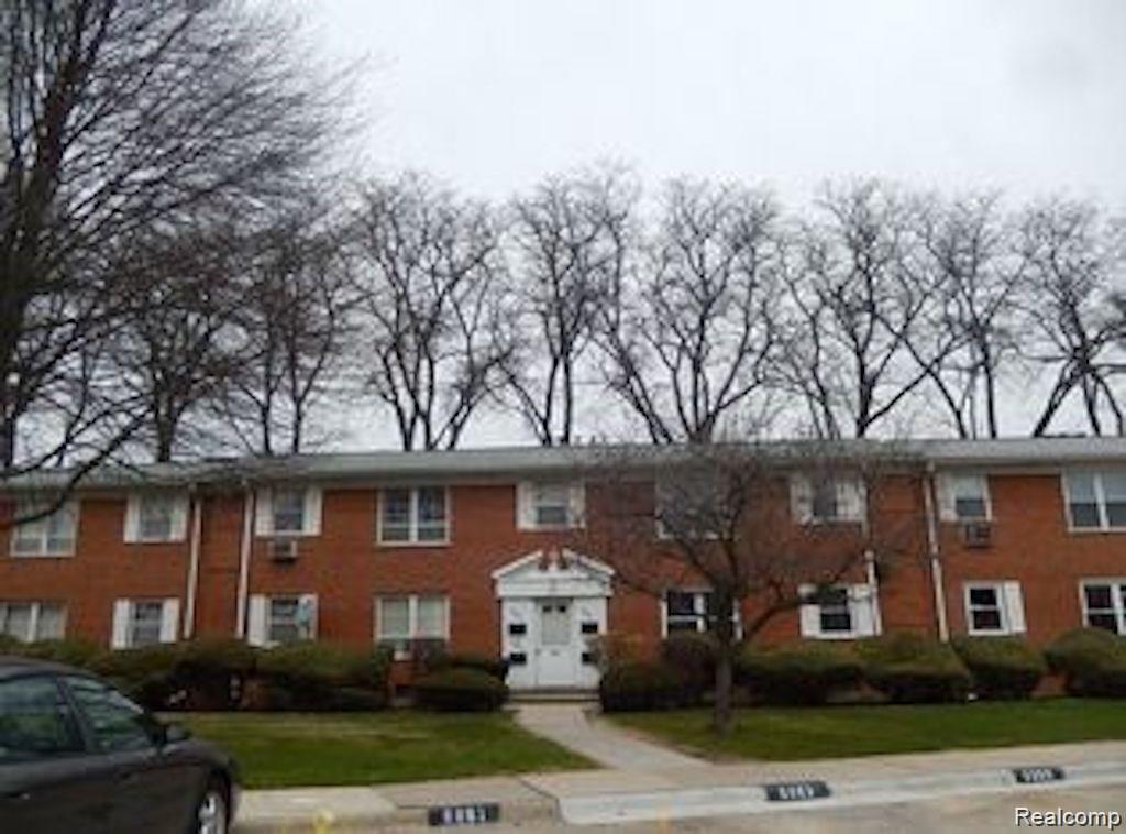7000 Town Ln, Dearborn Heights, MI 48127 MLS 219035560 Redfin