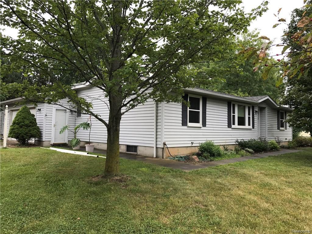 5212 N Fowlerville Rd, Handy Twp, MI 48836 | MLS# 217077571 | Redfin