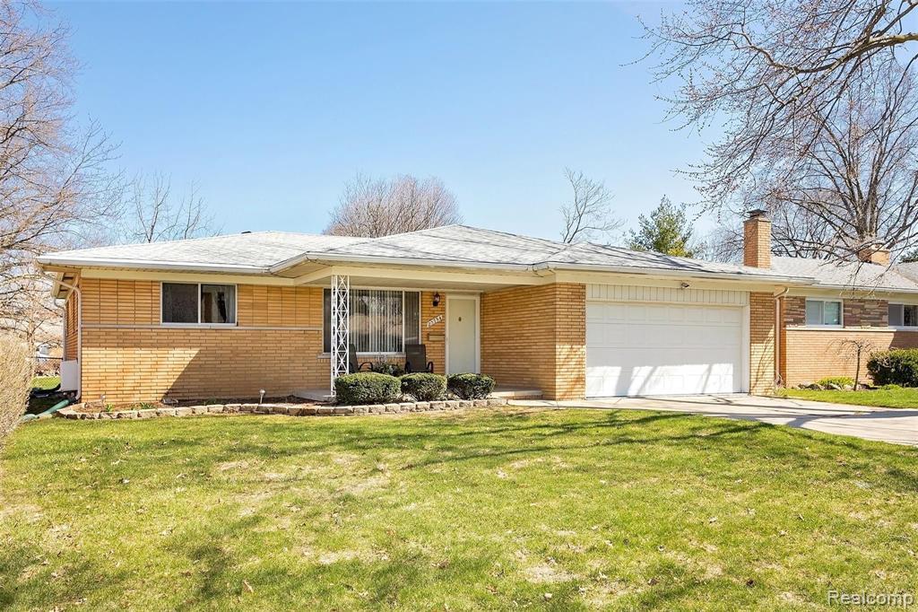 23754 Masch Ave, Warren, MI 48091 MLS 2210022601 Redfin