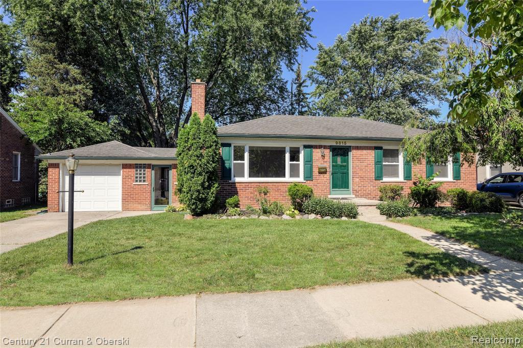 9815 Loveland St, Livonia, MI 48150 | MLS# 2200063678 | Redfin