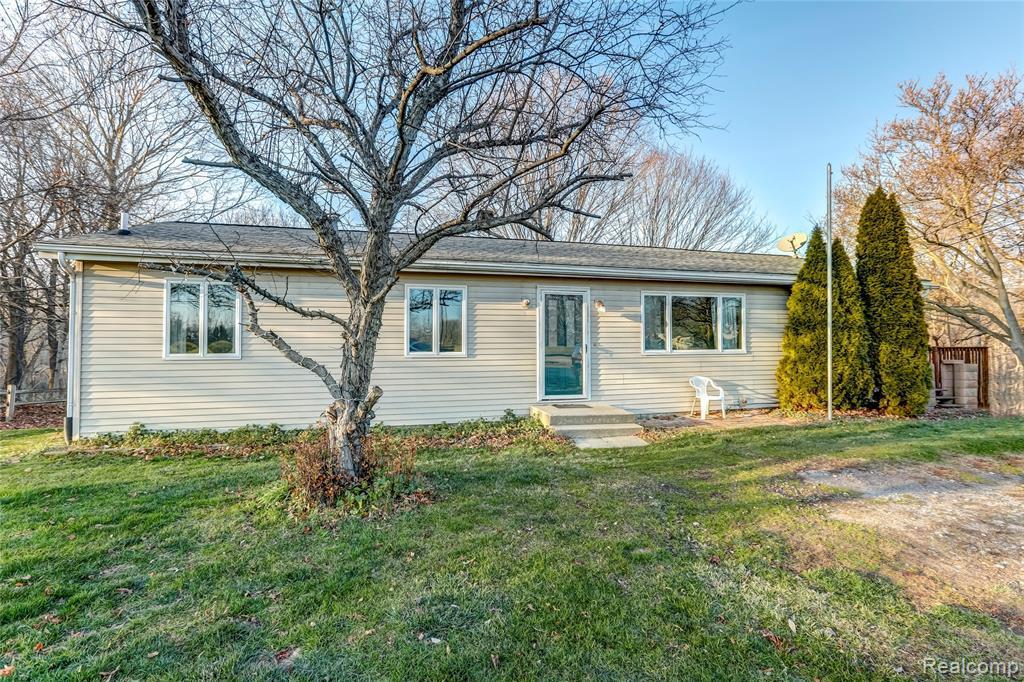 2944 N Adrian Hwy, Adrian, MI 49221 MLS 2200099702 Redfin