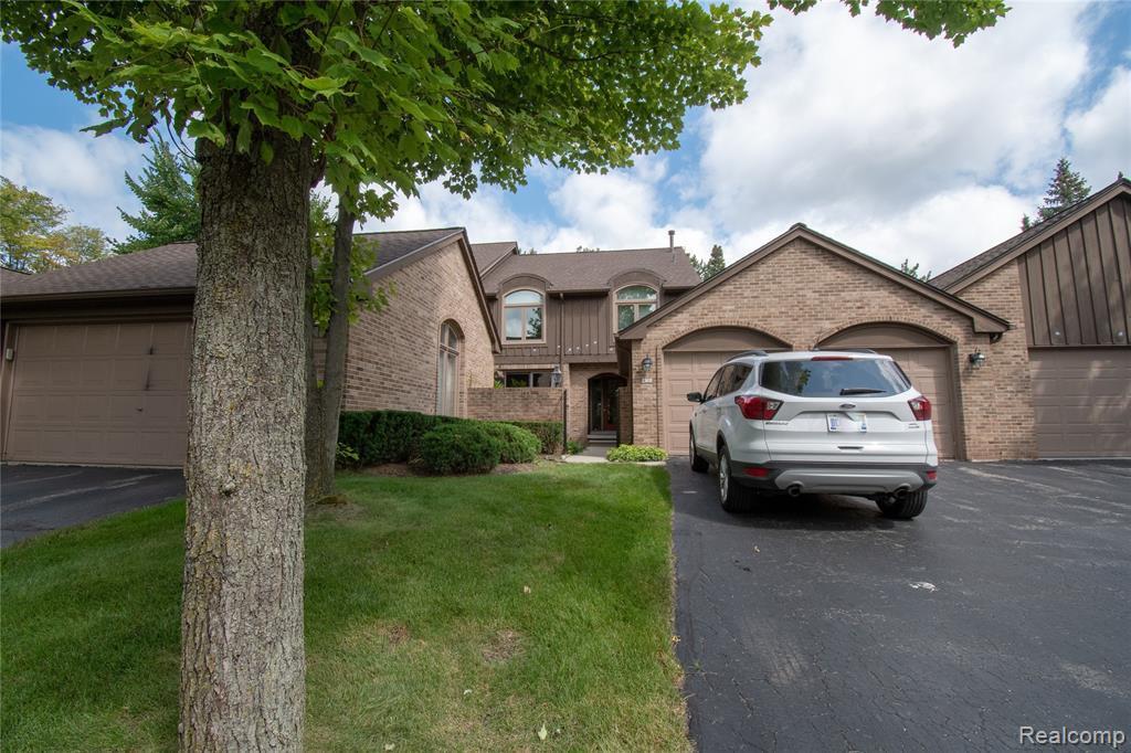 23810 Overlook Cir, Bingham Farms Vlg, MI 48025 MLS 219079712 Redfin