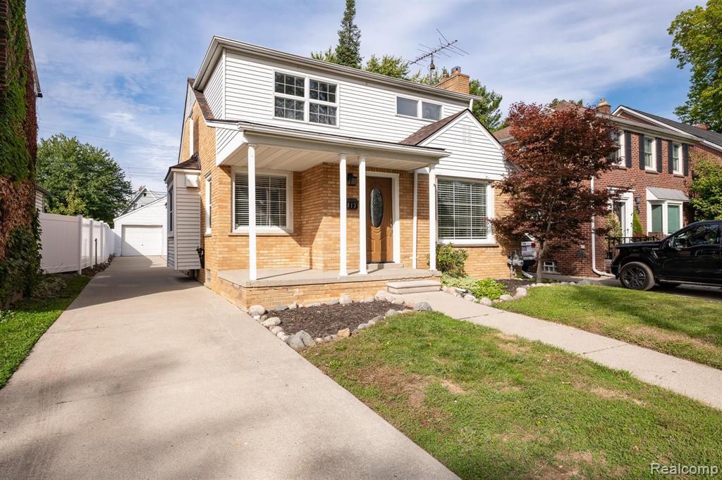 1813 N Rosevere Ave, Dearborn, MI 48128 | MLS# 2210083726 | Redfin