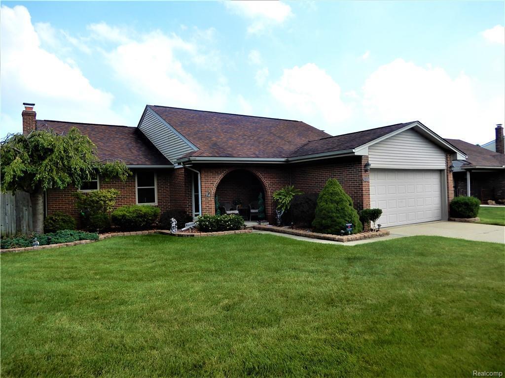 19273 Dawnshire Dr, Brownstown Twp, MI 48193 MLS 218089731 Redfin