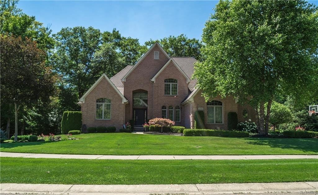23742 Point O Woods Ct, Lyon Twp, MI 48178 MLS 218063733 Redfin