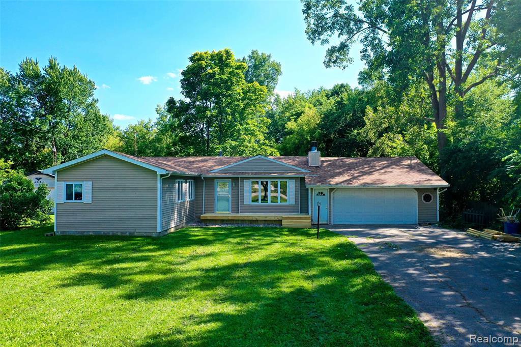 6408 E Court St Burton MI 48509 MLS# 2200067767 Redfin 6408 E Court St Burton MI 48509 MLS# 2200067767 Redfin