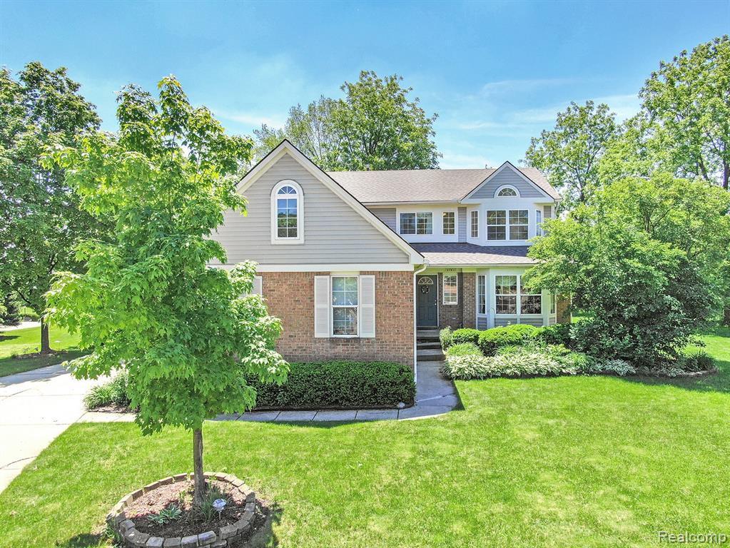 1903 forest view court, commerce charter township, mi 1903 forest view court, commerce charter township, mi