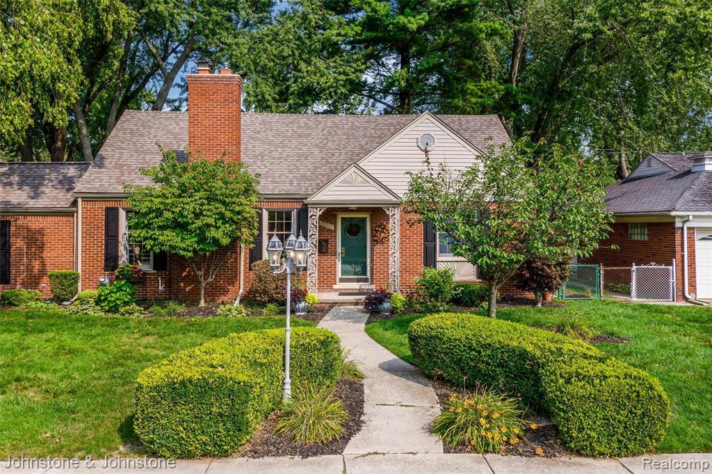 22201 Alexander St, St. Clair Shores, MI 48081 MLS 2200075846 Redfin