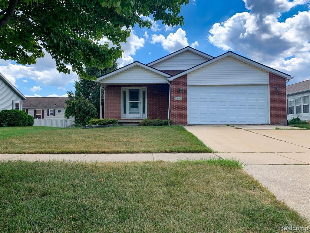 21082 Maywood Ln, Twp, MI 48044 MLS 2200056862 Redfin