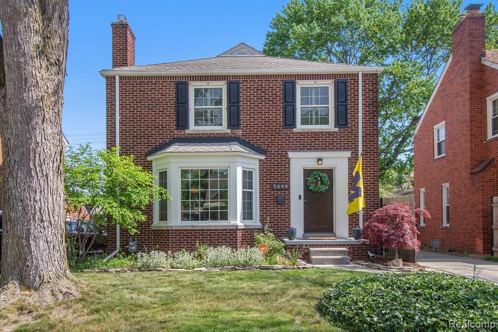 5646 Hillcrest St, Detroit, MI 48236 MLS 2210036886 Redfin