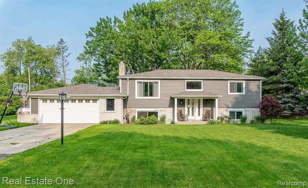 3575 Beach Rd, Troy, MI 48084 | MLS# 219051938 | Redfin