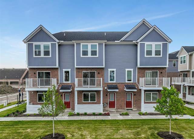 Property at 4861 Parkside Lane Ln, Troy, MI 48085, 3 beds, 2.5 baths