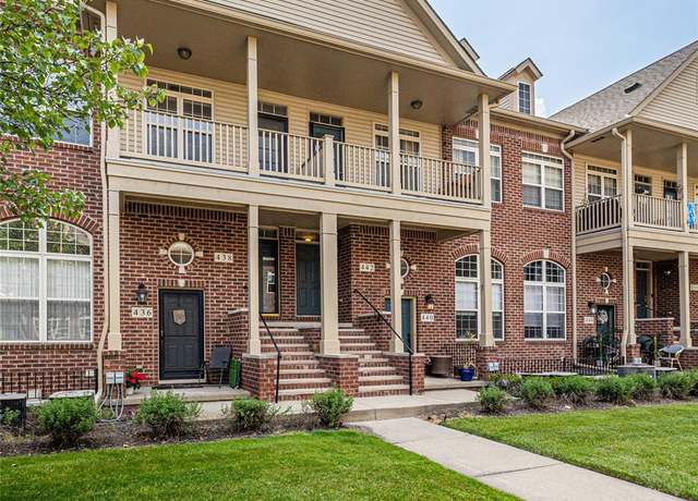 Property at 438 Old Pine Way, Walled Lake, MI 48390, 3 beds, 2 baths