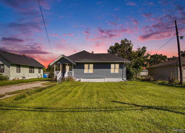 Property at 22021 15 Mile Rd, Clinton Charter Township, MI 48035, 2 beds, 1 bath