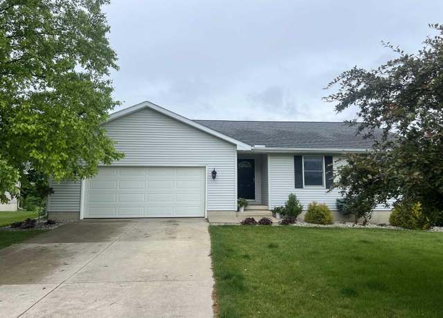 Property at 3238 W Northmor Dr, Adrian, MI 49221, 3 beds, 3 baths