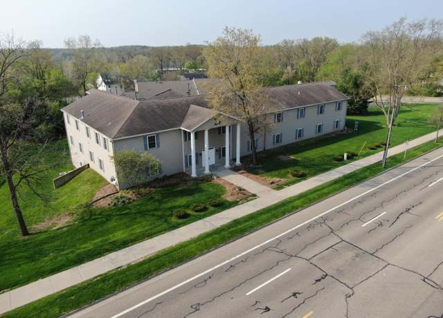 Property at 3125 W Michigan Ave, Kalamazoo, MI 49006, 3 beds