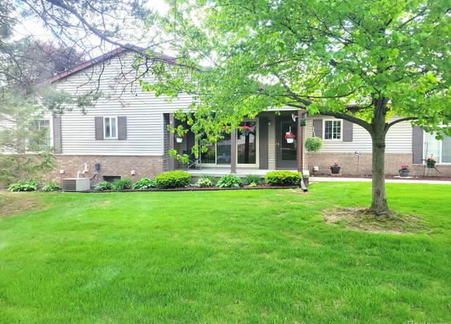 Property at 5045 Sandalwood Dr, Grand Blanc, MI 48439, 3 beds, 3 baths