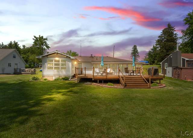 Property at 13673 Young Rd, Hudson, MI 49247, 3 beds, 1.5 baths