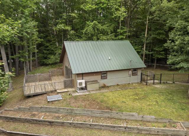 Property at 4382 S Vandervoight Dr, Traverse City, MI 49696, 2 beds, 1 bath