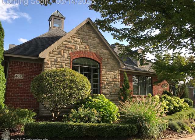 Property at 4013 Ardsley Ct, Clarkston, MI 48348, 3 beds, 3.5 baths